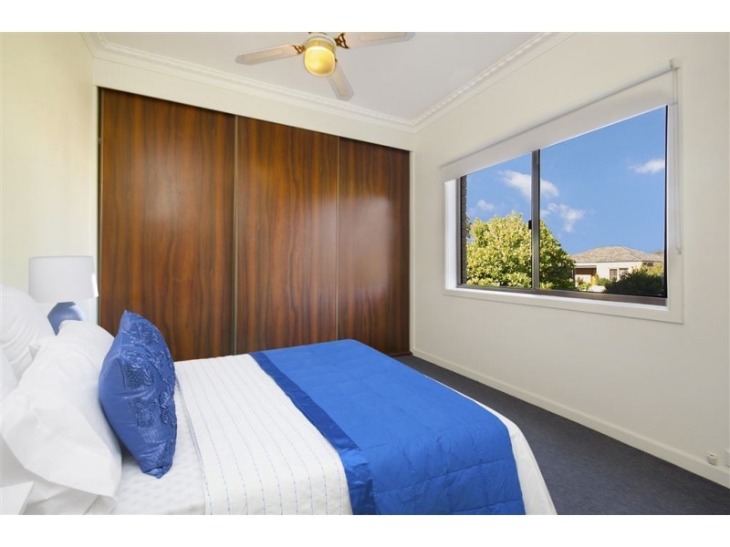 20 Vines Road, Hamlyn Heights VIC 3215