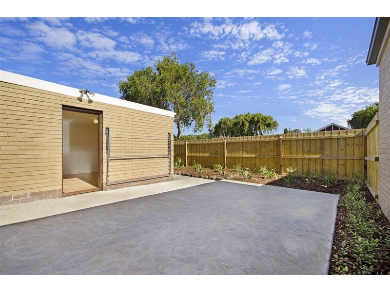 20 Vines Road, Hamlyn Heights VIC 3215