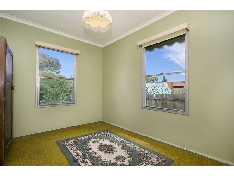 33 Canadian Parade, Corio VIC 3214