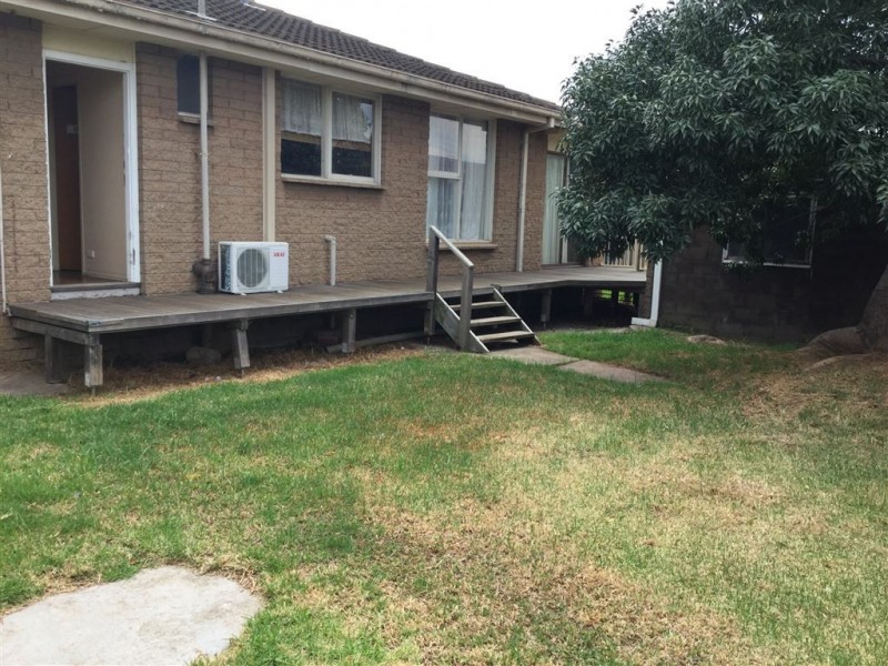 16 Rosemary Avenue, Corio VIC 3214