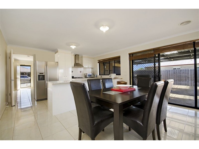 8 Hibbertia Court, Corio VIC 3214