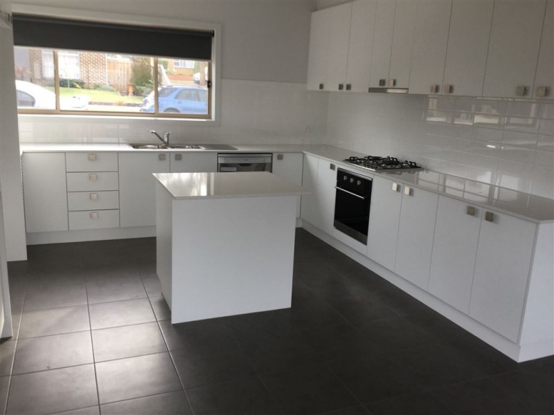 41 Glenfine Avenue, Hamlyn Heights VIC 3215