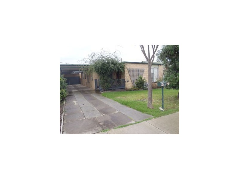 12 Georgia Grove, Corio VIC 3214