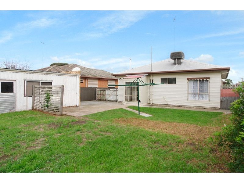 11 Coleman Court, Norlane VIC 3214