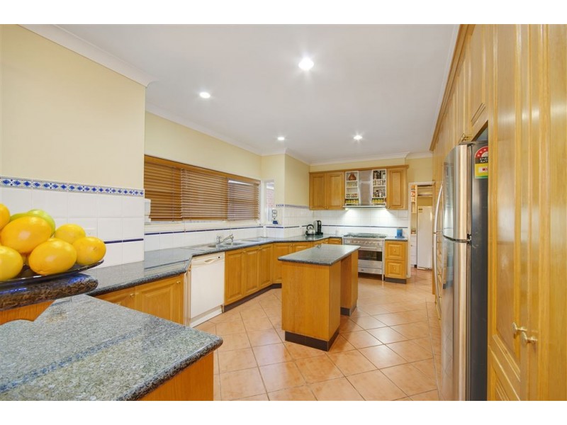 3 Shaw Close, Bell Post Hill VIC 3215