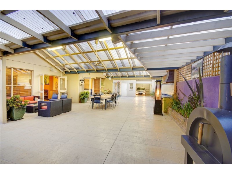 3 Shaw Close, Bell Post Hill VIC 3215