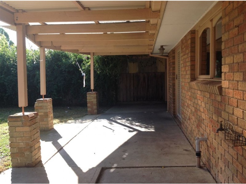 13 Coleraine Cres, Corio VIC 3214