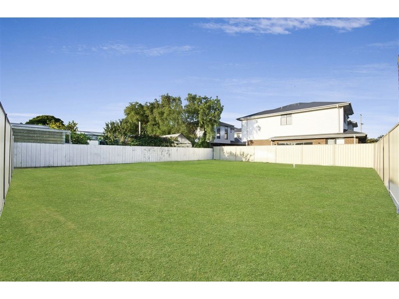 24A Seaforth Street, North Shore VIC 3214