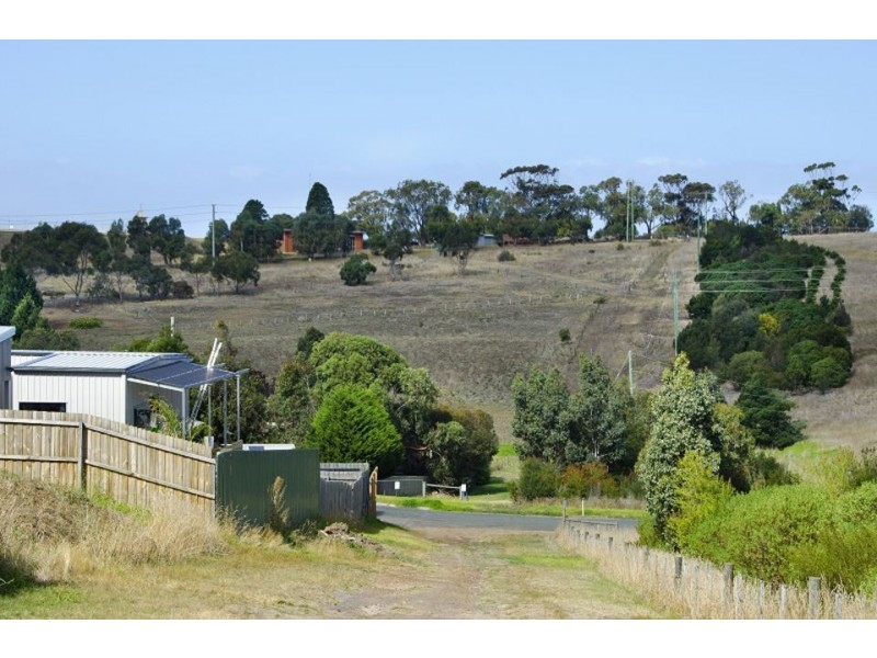 6 Greenway Court, Wandana Heights VIC 3216