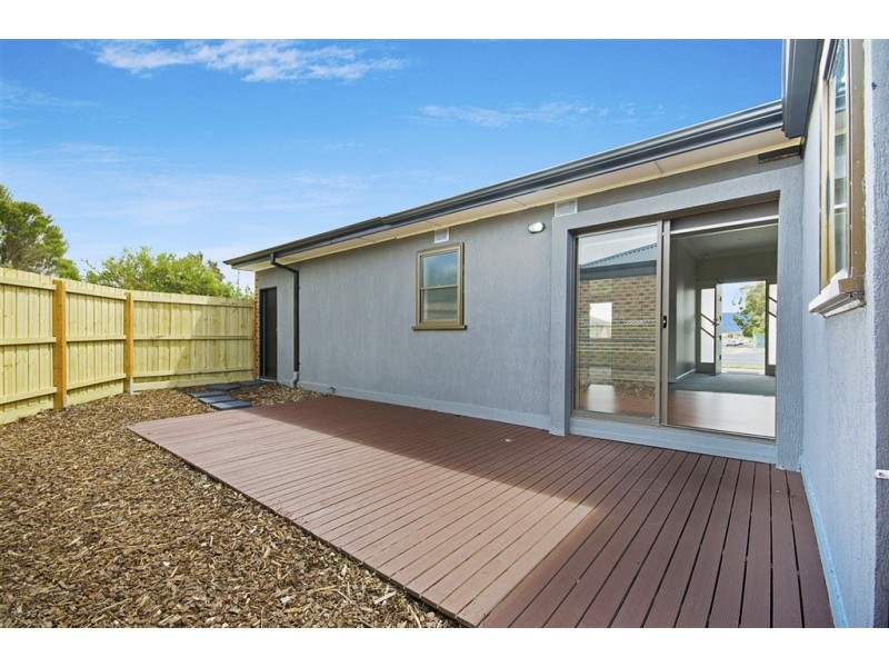 1/135 Cox Road, Norlane VIC 3214