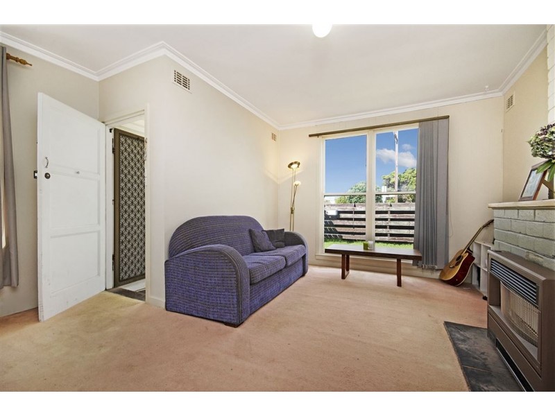 6 Orchid Street, Norlane VIC 3214