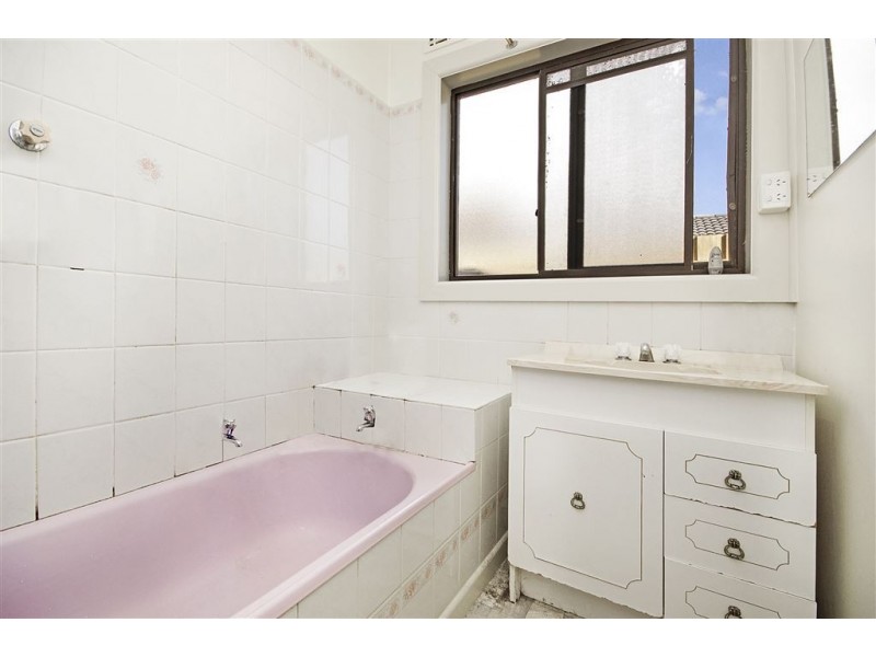 6 Orchid Street, Norlane VIC 3214