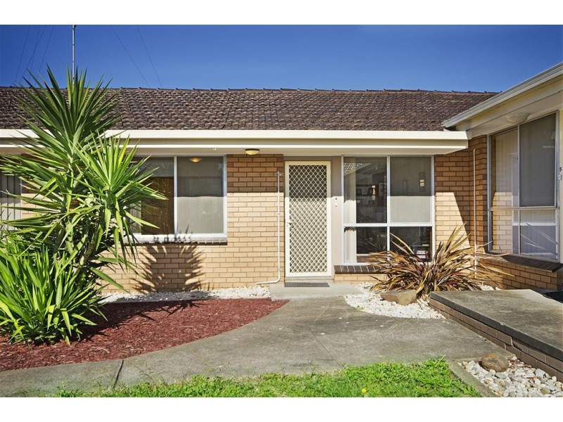 4/54 Ballarat Road, Hamlyn Heights VIC 3215