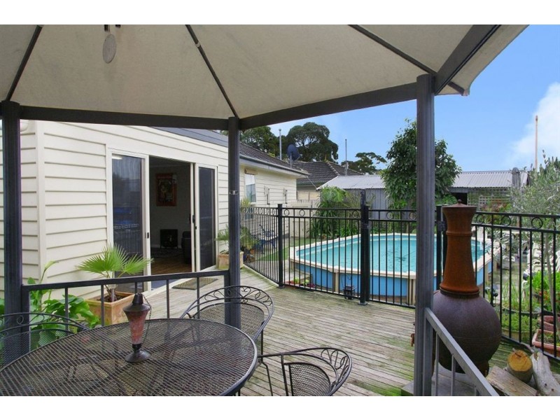 65 Calvert Street, Hamlyn Heights VIC 3215