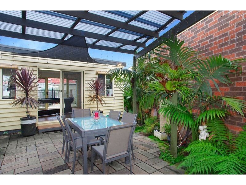 65 Calvert Street, Hamlyn Heights VIC 3215
