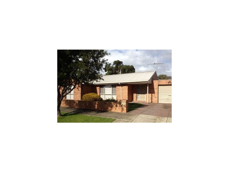 1/32 Rollins Road, Bell Post Hill VIC 3215