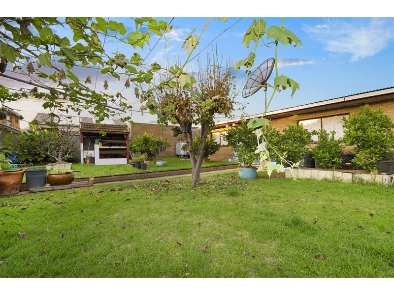 2 Dunloe Avenue, Norlane VIC 3214