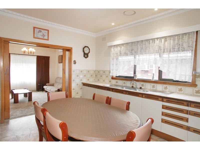 11 Yaraan Street, Bell Park VIC 3215