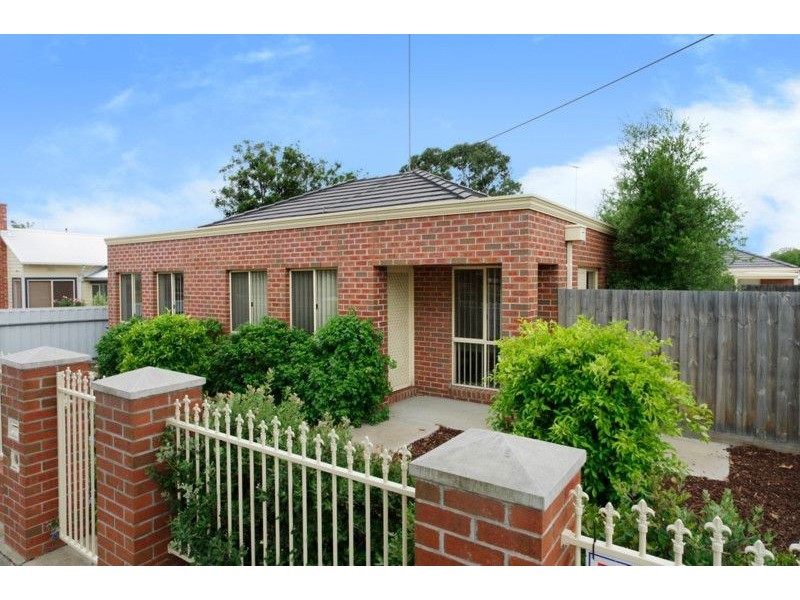 100A Ormond Road, East Geelong VIC 3219