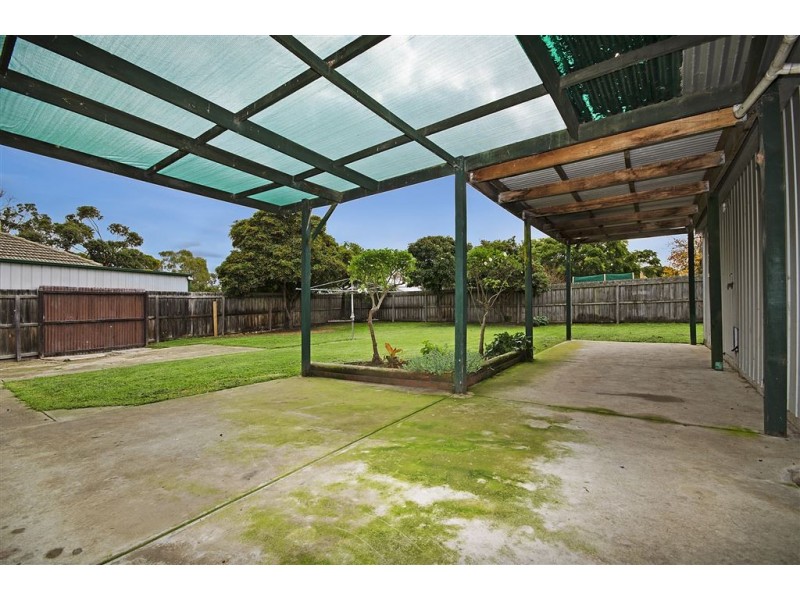 6 Nowra Court, Norlane VIC 3214