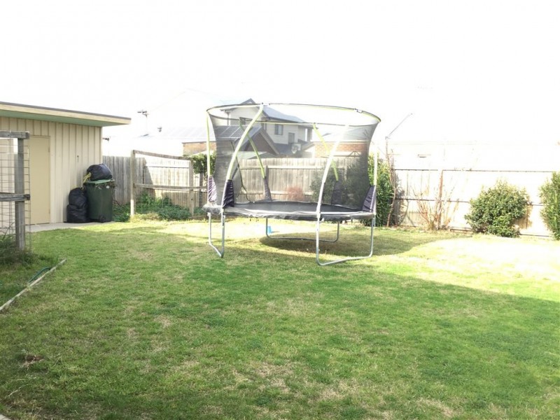 42 Furner Ave, Bell Park VIC 3215