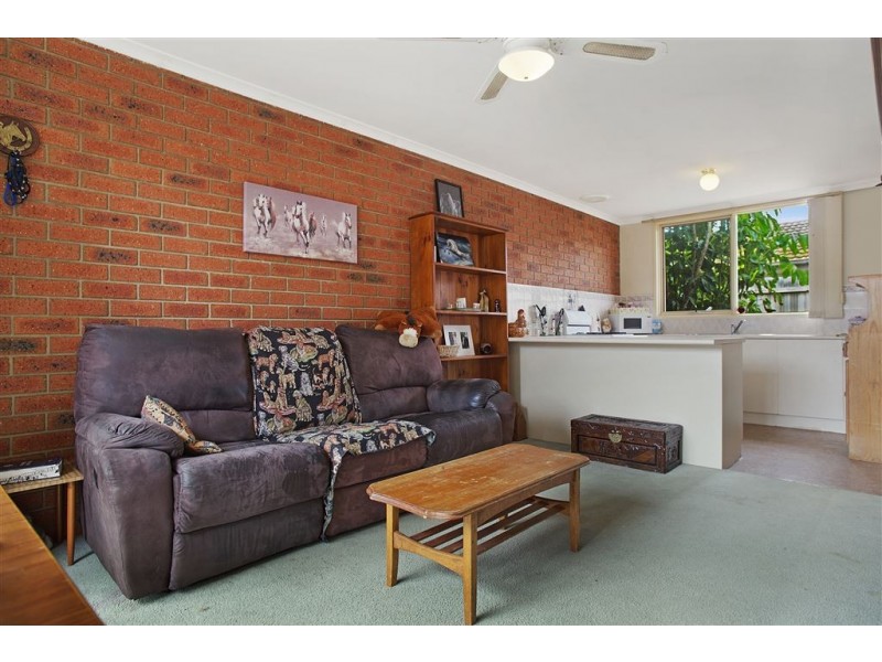 4/11-17 Howitt Avenue, Corio VIC 3214