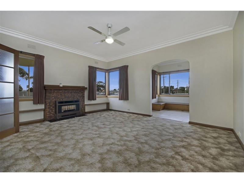 100 Ballarat Road, Hamlyn Heights VIC 3215