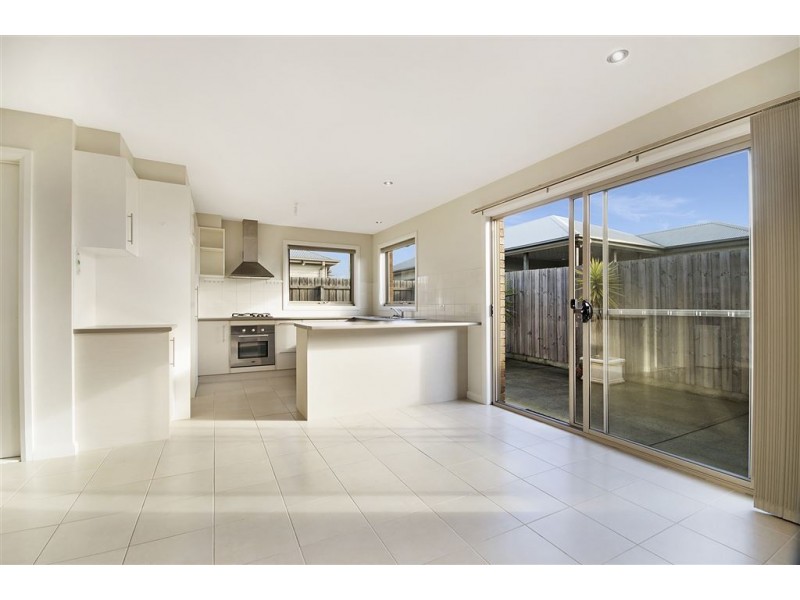 3 Kendra Street, North Geelong VIC 3215