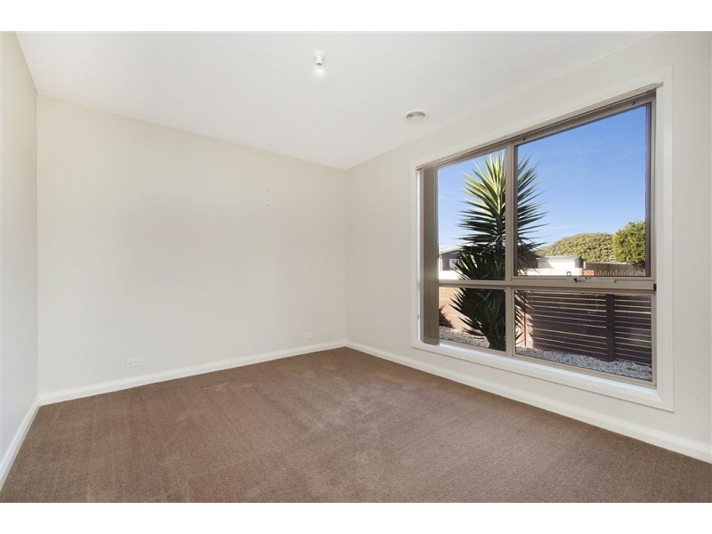 3 Kendra Street, North Geelong VIC 3215