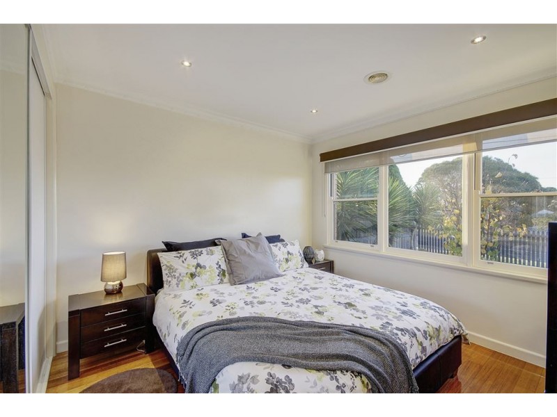69 Braund Avenue, Bell Post Hill VIC 3215
