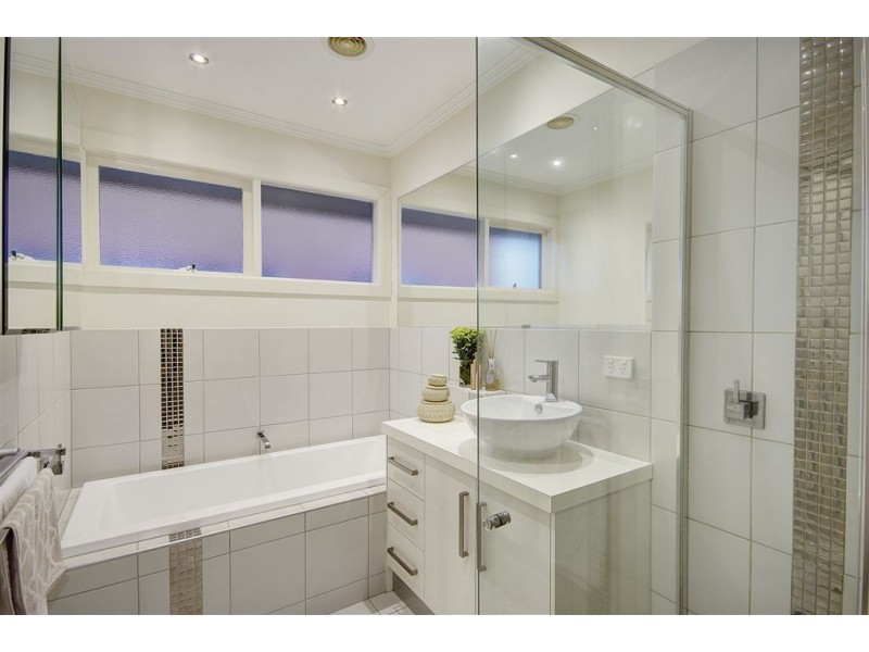 69 Braund Avenue, Bell Post Hill VIC 3215