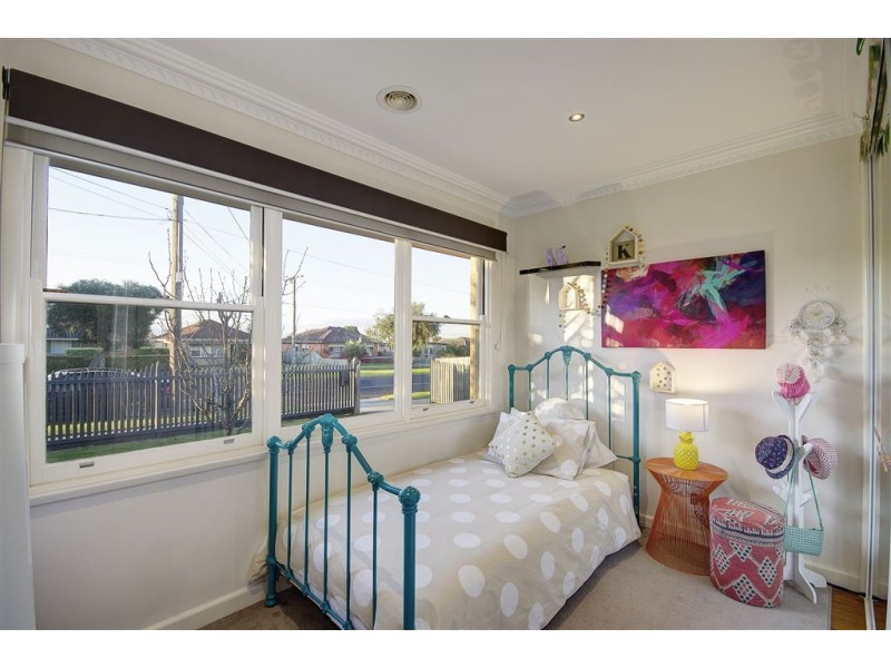 69 Braund Avenue, Bell Post Hill VIC 3215