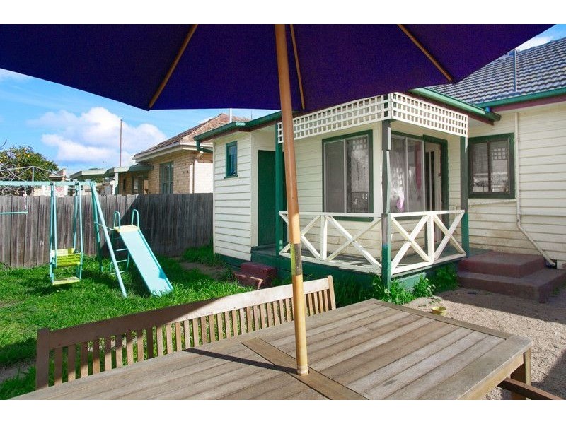 8 Alder Crescent, Bell Park VIC 3215