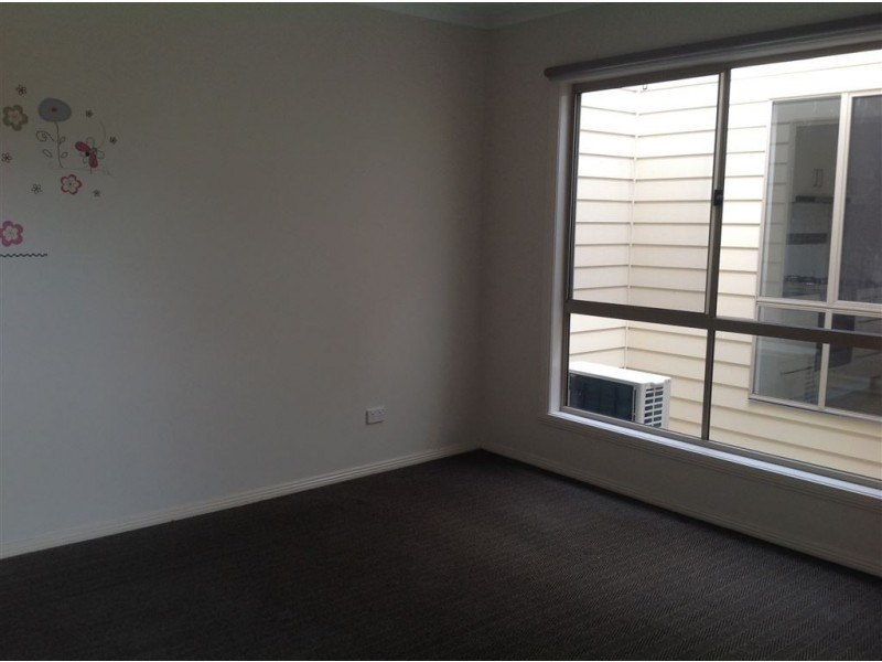 1/10 Dorling Court, Corio VIC 3214