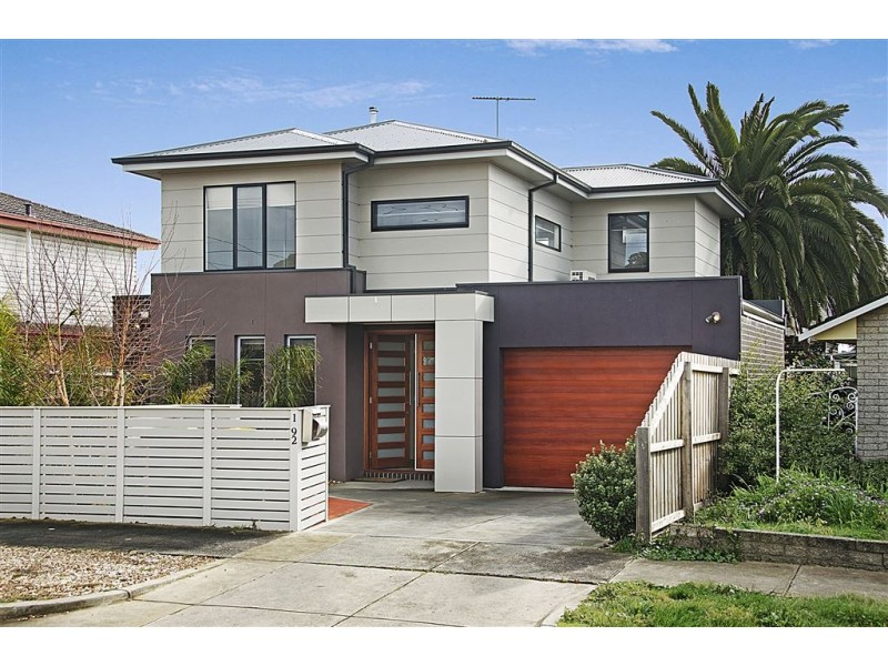 1/92 Darriwill Street, Bell Post Hill VIC 3215