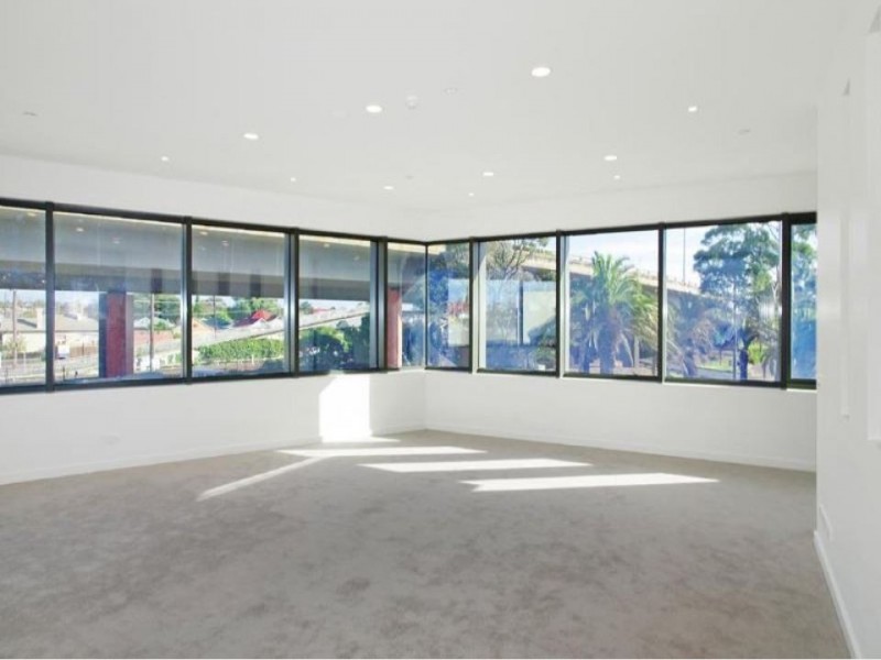 2-4 Mercer st, Geelong VIC 3220