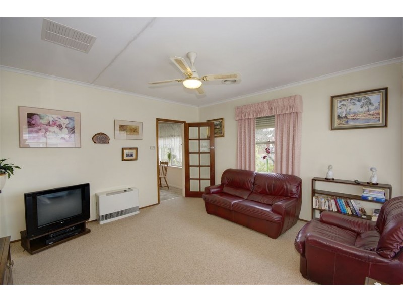 2 Cooma Court, North Geelong VIC 3215