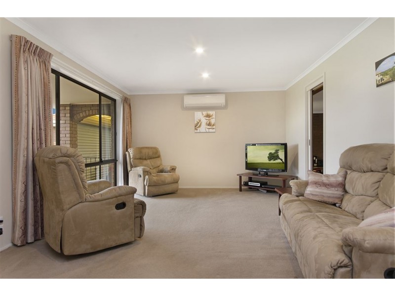 4 Wattle Place, Corio VIC 3214