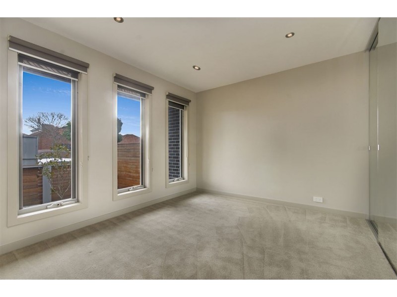 1/252-254 Pakington Street, Geelong West VIC 3218