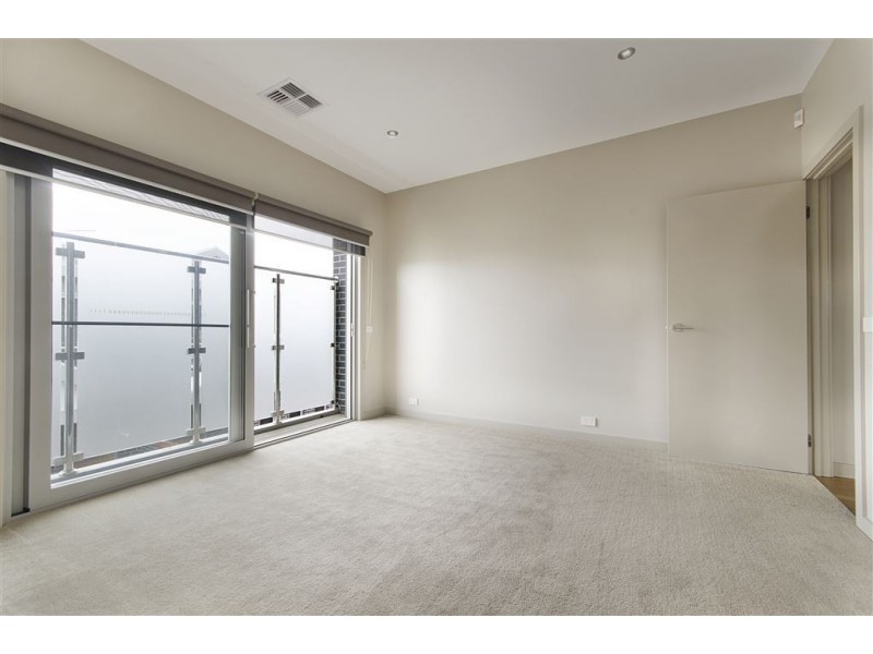 1/252-254 Pakington Street, Geelong West VIC 3218