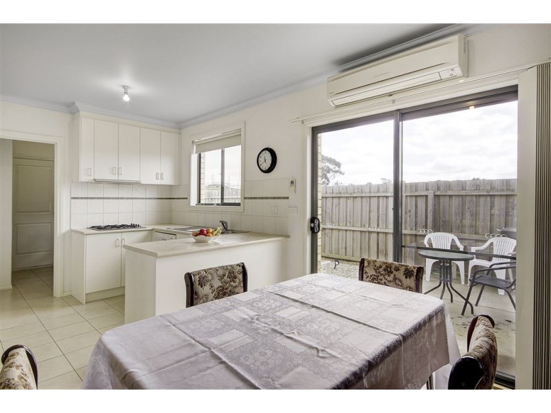 2/2 Callan Court, Norlane VIC 3214