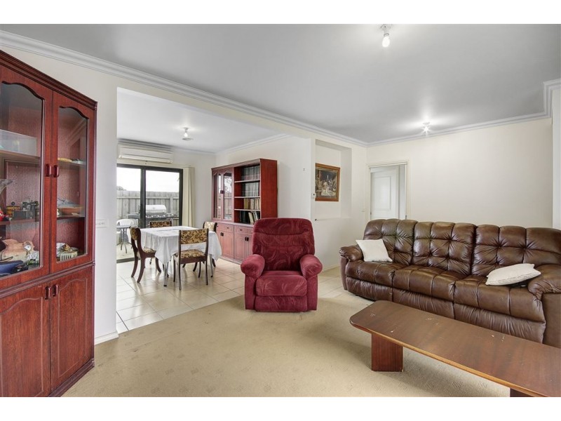 2/2 Callan Court, Norlane VIC 3214