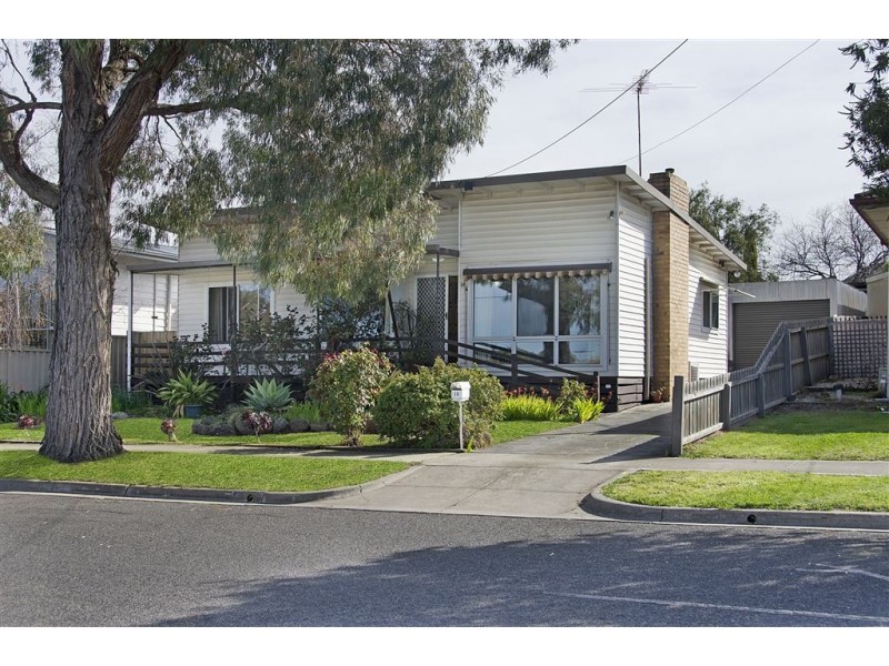 14 Belcher Street, Hamlyn Heights VIC 3215