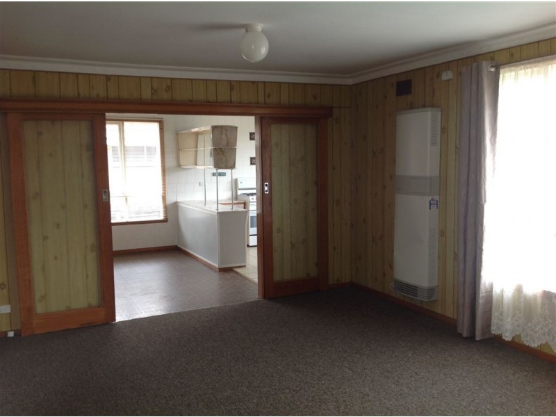 206 Thompson Road, North Geelong VIC 3215