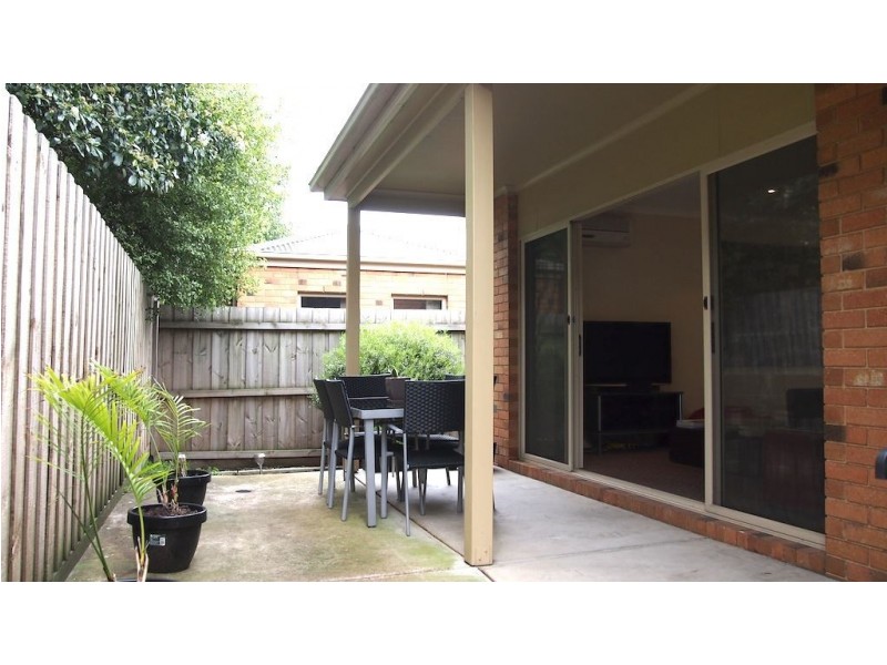 1/32 Torquay Road, Belmont VIC 3216