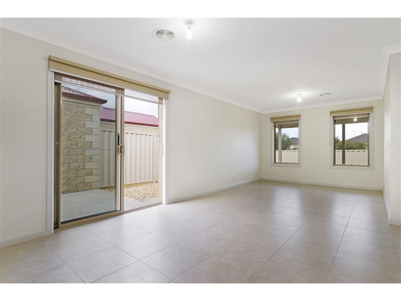 1A Walsgott Street, North Geelong VIC 3215