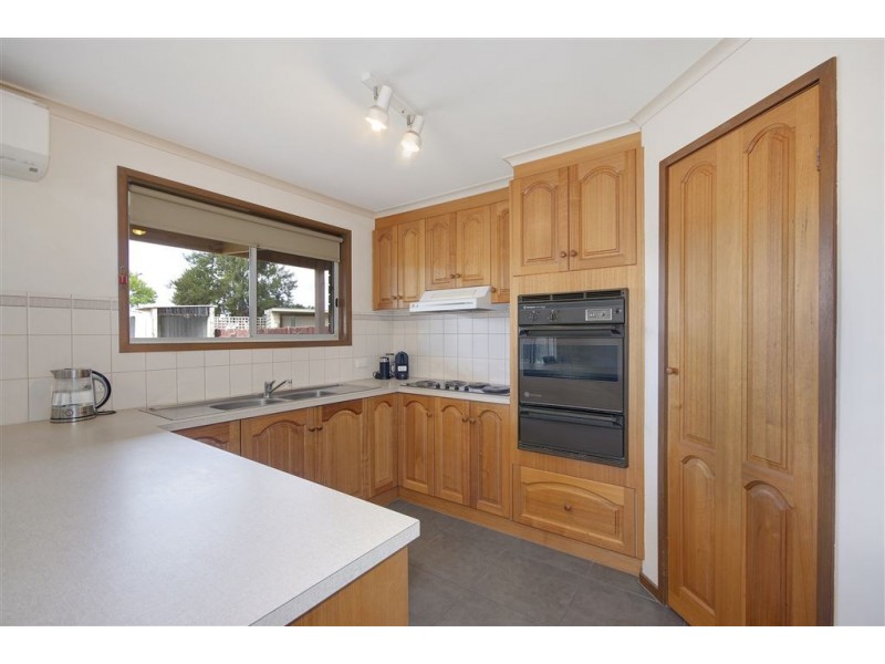 15 Teesdale Court, Lara VIC 3212