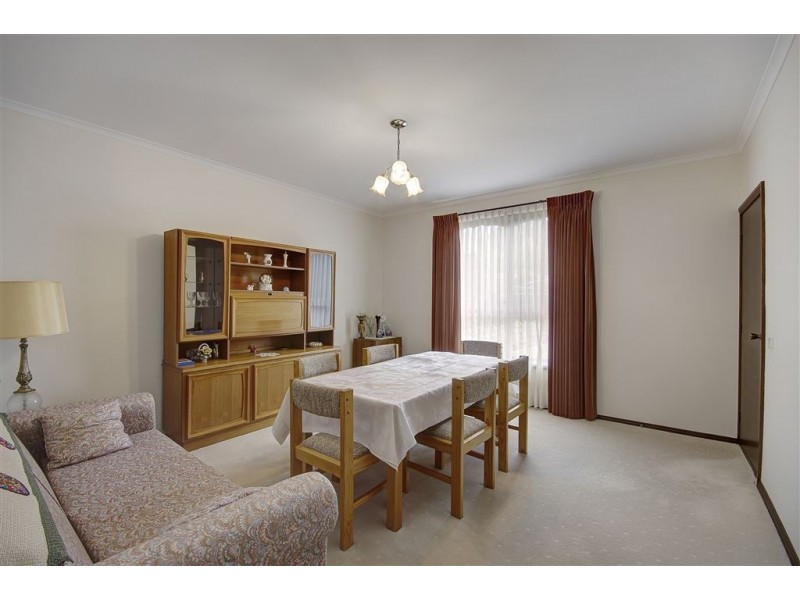 42 Glenfine Avenue, Hamlyn Heights VIC 3215