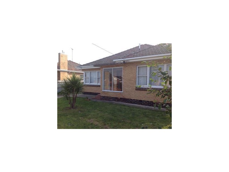 35 Osborne Avenue, North Geelong VIC 3215