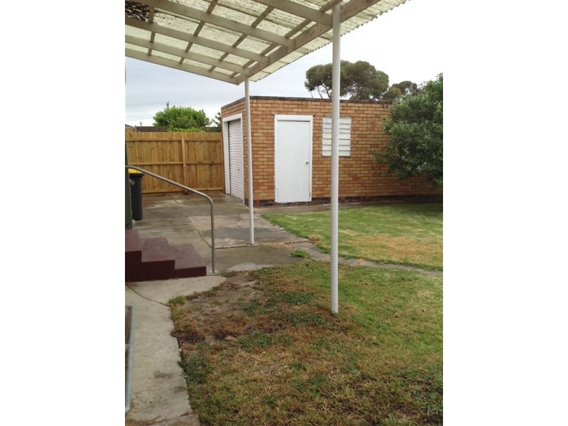 35 Osborne Avenue, North Geelong VIC 3215